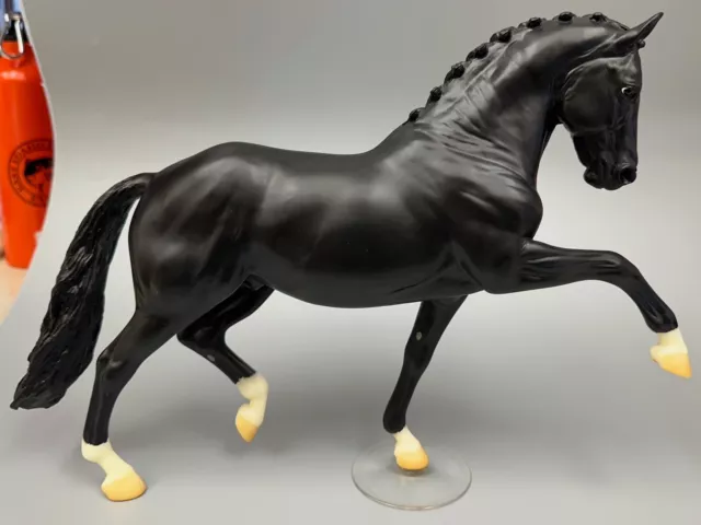 Breyer Totilas 1438 gorgeous black Dressage superstar