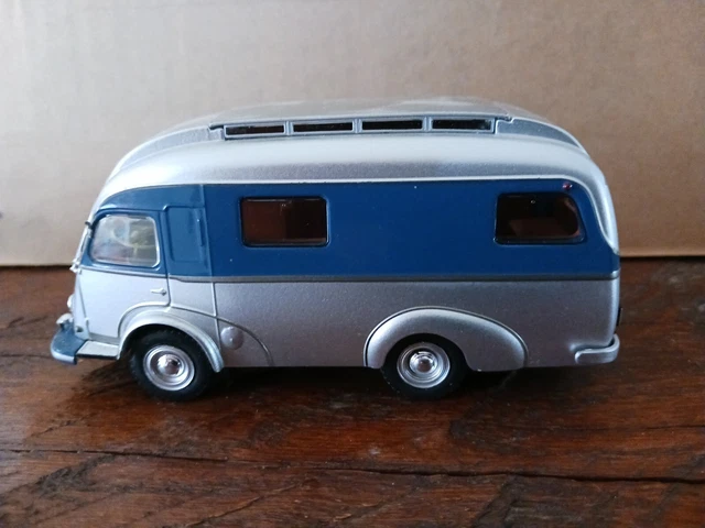 RENAULT 1400 KG CAMION CAMPING CAR DIGUE Renault Utilitaires 1/43e