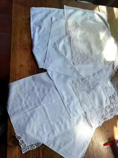 Lotto di 9 fazzoletti vintage in lino cotone bianco ricamo e pizzo