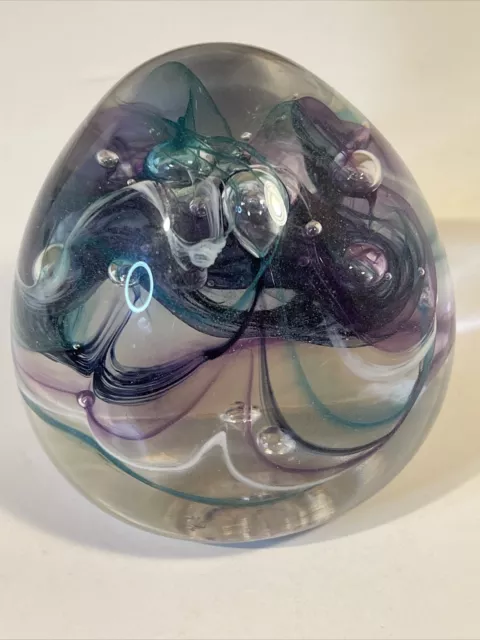 Vintage 1996 Julia Donnelly Swirled Controlled Bubble Egg-Shaped Paperweight