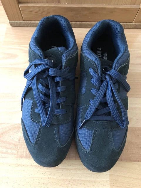 Trojan steel toe cap trainers clearance