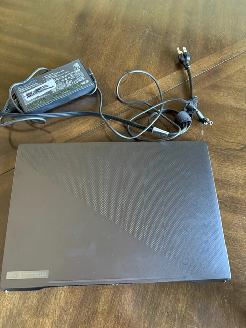 USATO - FUNZIONA benissimo! ASUS ROG Zephyrus G15 Computer Portatile da ...