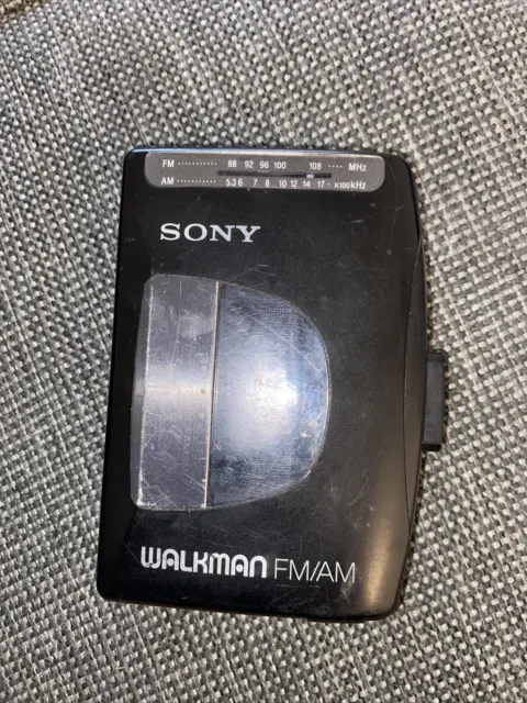 Sony Walkman WM-FX10 Cassette Player **READ DESCRIPTION**
