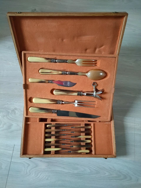Coffret couverts à découper, couverts à gigot, art de la table