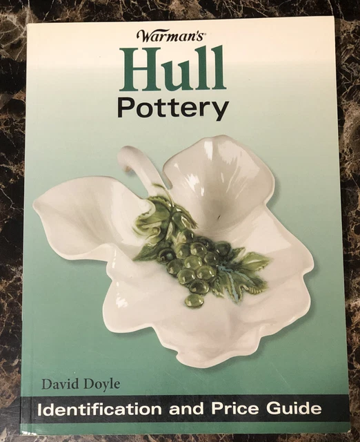 WARMAN’S HULL POTTERY Identification and Price Guide, David Doyle £11.