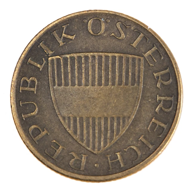 Austria 1971  50 Groschen Aluminum-Bronze Coin Austrian Shield Good Circulated 2