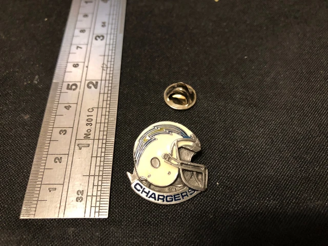NEW Los Angeles Chargers Vintage Helmet Pin - San Diego Throwback - NFL