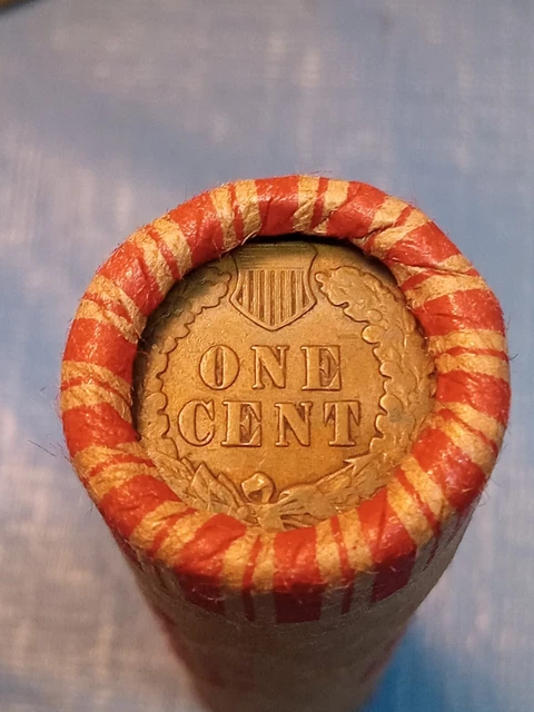 One Bulk Indian Head / Wheat Back Pennies Shotgun Roll - Lot # 463
