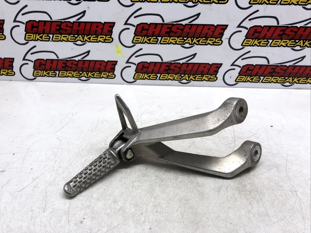 ♻️ Honda Cbf 125 Na-m Cb125r 2021 - 2023 Rear Right Side Footrest ♻️