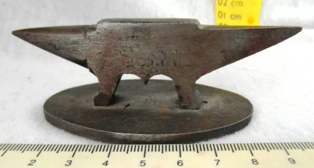 Outil ancien - Petite enclume - N°8 - Bijoutier Horloger  Joaillier -