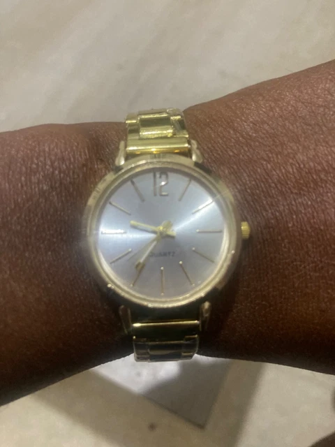Montre Femme Dani Danicci Classique – Quartz Acier Doré Cadran Blanc Cuir 30mm