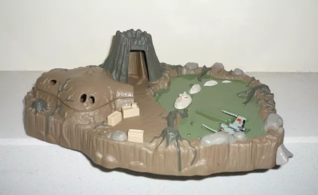 Planet Dagobah Playset Micro Machines Star Wars The Empire Strikes Back (1995)