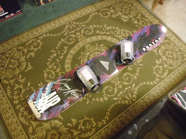 2013 snowboards burton Burton Custom Flying V Snowboard 2013  Shopify Marketing 360 Template 103
