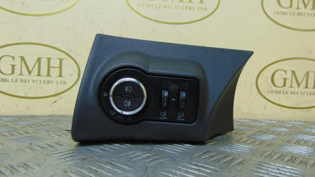 VAUXHALL ASTRA J Tableau de Bord Fixation Commande Phare 9 Goupille 2009-2018 ±