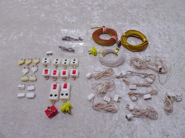 Accessoire Poupée Électrique Prise Interrupteur Câble - Convoluté - Vintage À