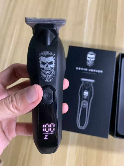 Skeleton beard trimmer with guards