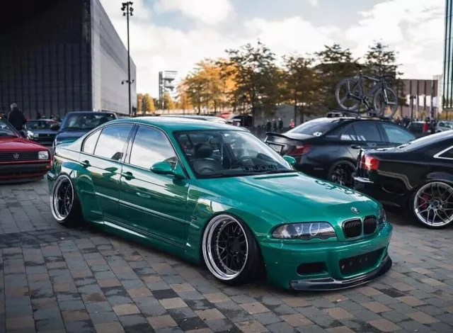 BMW 3 E46 Saloon Pre-Lift  WIDE FULL BODY KIT Look ***