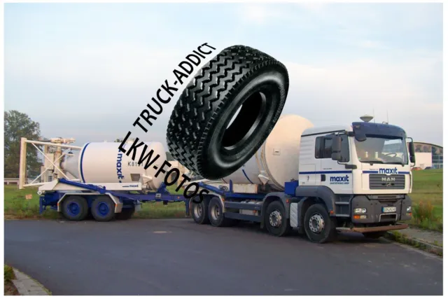 2x Truck Photo, Lkw Foto, MAN TGA 25.400 Silosteller MAXIT Baustoffe