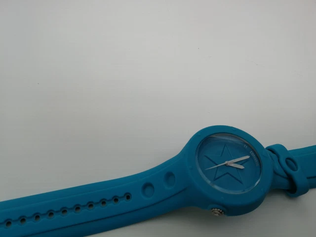 UNISEX CONVERSE VR001 J12 Quartz Watch. New battery. Working
