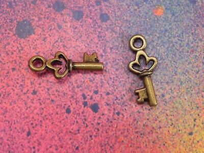 50 Keys Skeleton Key Ornate Charm Bronze Metal Pendants Components Wedding Love