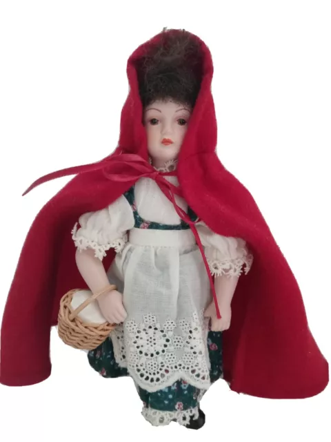 VINTAGE 1985 AVON LITTLE RED RIDING HOOD PORCELAIN FAIRY TALE DOLL w/STAND EUC