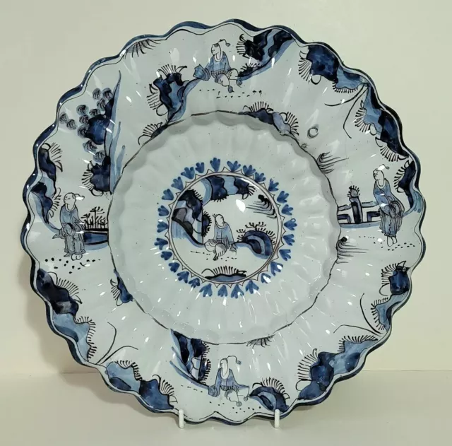 German faience blue and white lobed dish c.1700 poss Hanau Frankfurt ?