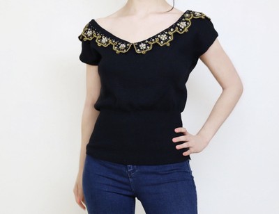 Vintage 1940s / 1950s Black Knit Sequined Top