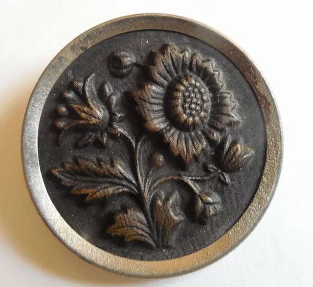 Antique Metal Picture Button - Flowers - 1 1/2"
