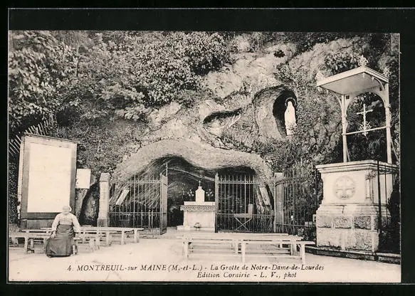 CPA Montreuil-sur-Maine, La Grotte de Notre-Dame-de-Lourdes