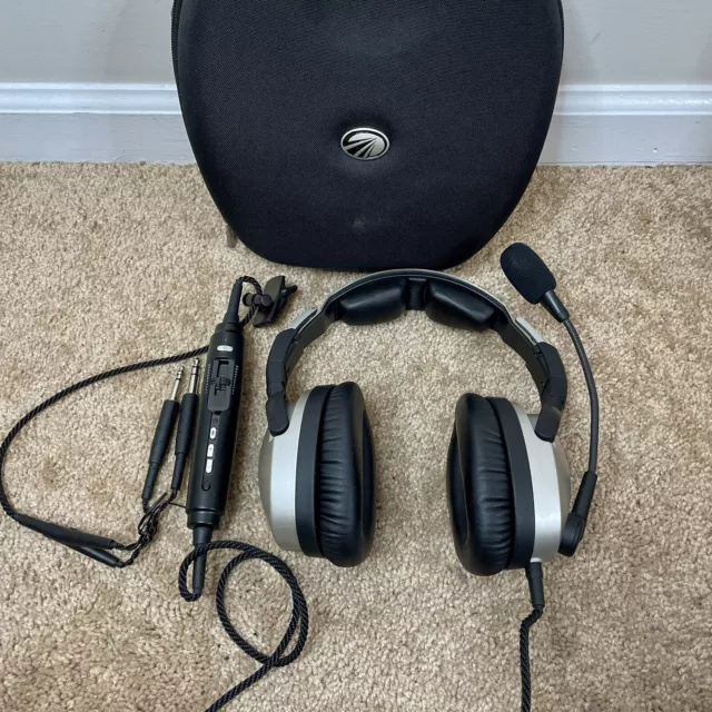 Lightspeed Zulu 3 Dual GA Plug Bluetooth ANR Headset Lightspeed Zulu 3 Dual GA Plug Bluetooth ANR Headset
