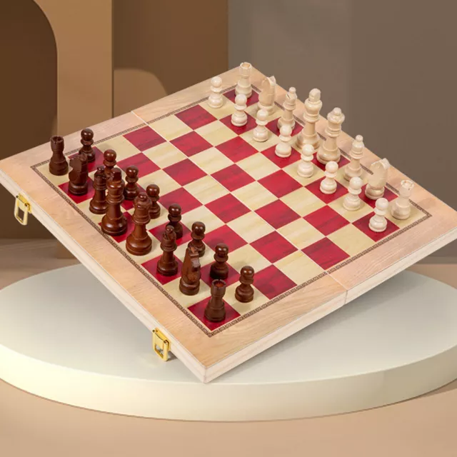 Merchant Ambassador: KASPAROV International Master Chess Set, Strategy  Game, Wooden Folding Chess Board with Magnetic Closure, Gold Finished  Kasparov