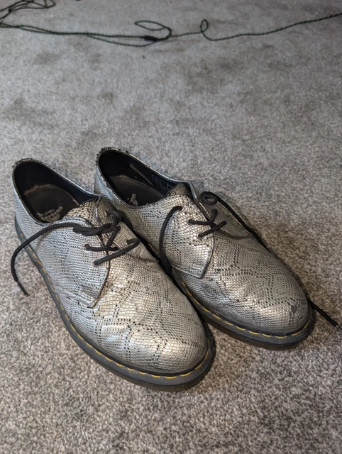 Prysm 26227040 Dr Martens Molly Silver VEGAN MOLLY IRIDESCENT