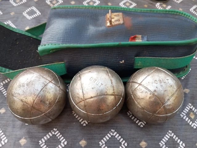 3 Boules De Pétanque Obut Inox – Anciennes – 690 Grammes – Très Bon état