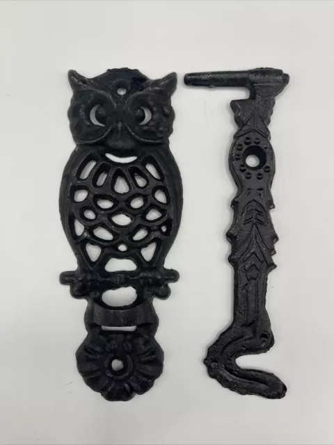 Cast Iron Black Owl Wall Swivel Arm Bracket Hanging Hook