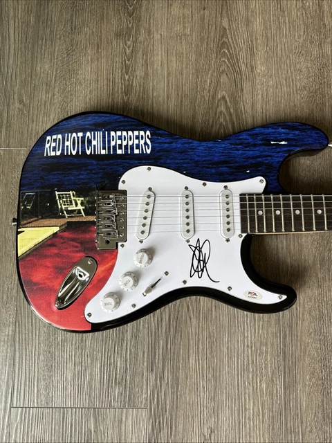 Axman, Noel G Miniature Guitar Replica, Handmade Ornamental 1/4 Scale, Includes A Display Box
