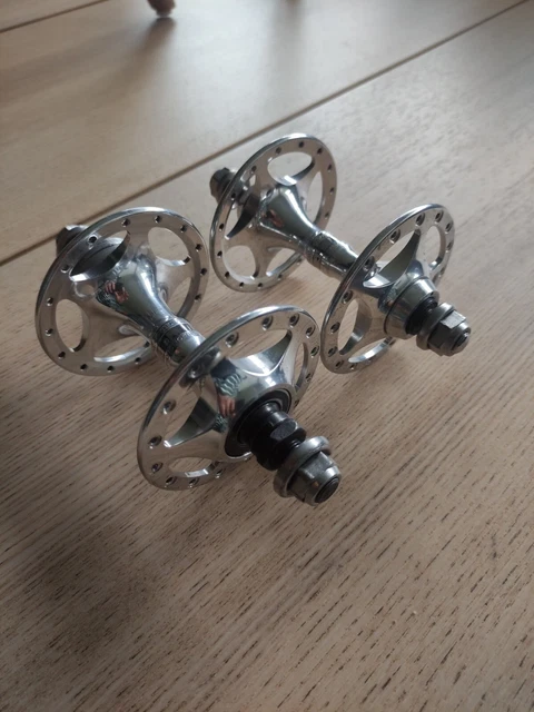paire de moyeux CAMPAGNOLO RECORD 36 TROUS petite flasque