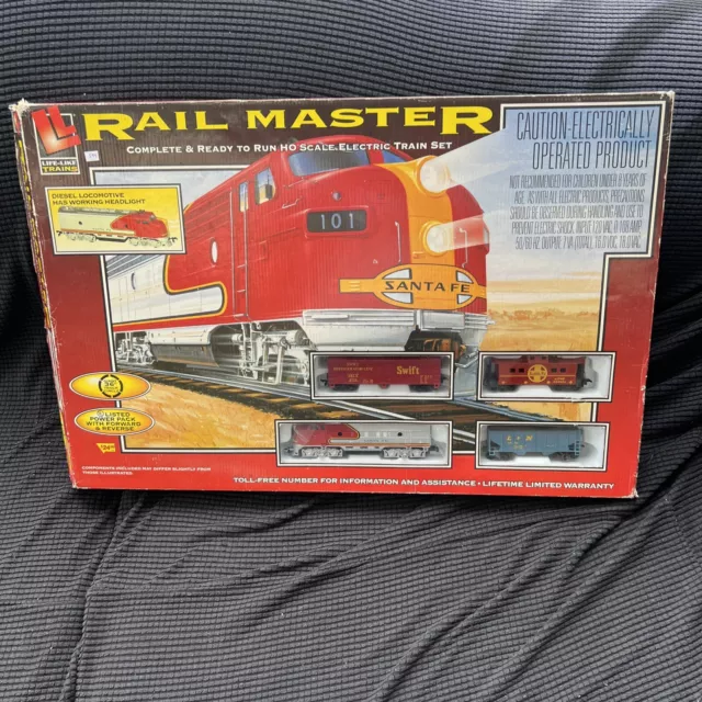 NEW - Life-Like Trains Santa Fe Rail Master HO Scale Electric Train Set #8883
