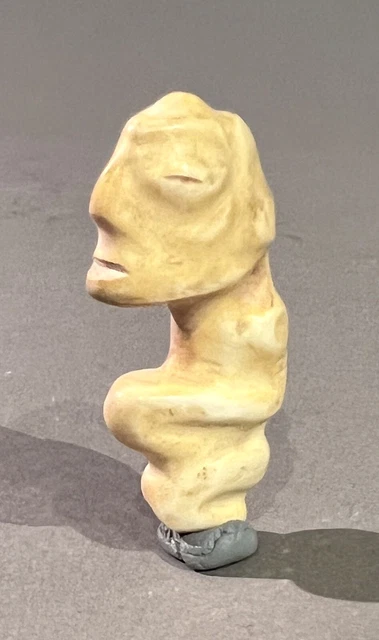 Taino. Cuba, Cuban Full Figure Shell Anthropic Pendant. PreColumbian