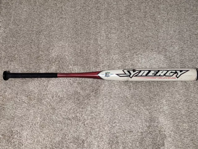 Easton Synergy Tri-Zone Brett Helmer Slow pitch Softball Bat 34/27 USSSA