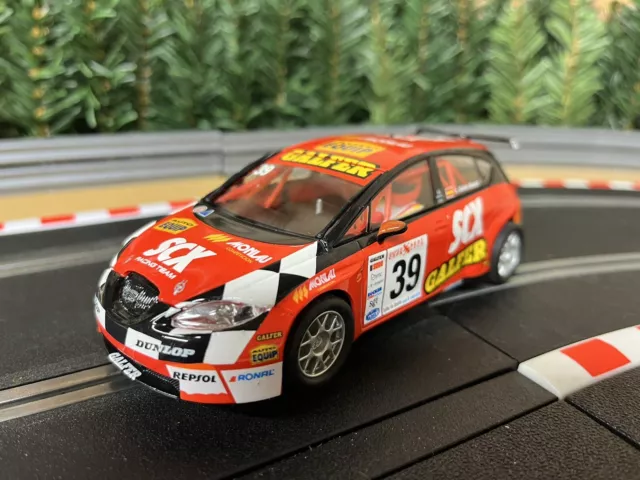 MIB Scalextric / SCX (62830) SEAT LEON SUPERCOPA (2007) RACE CAR (No.39)