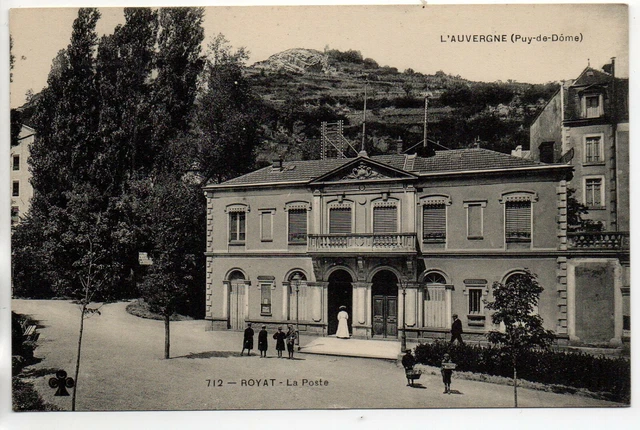 Theme LA POSTE - Post Office - CPA 63 - ROYAT - La post office