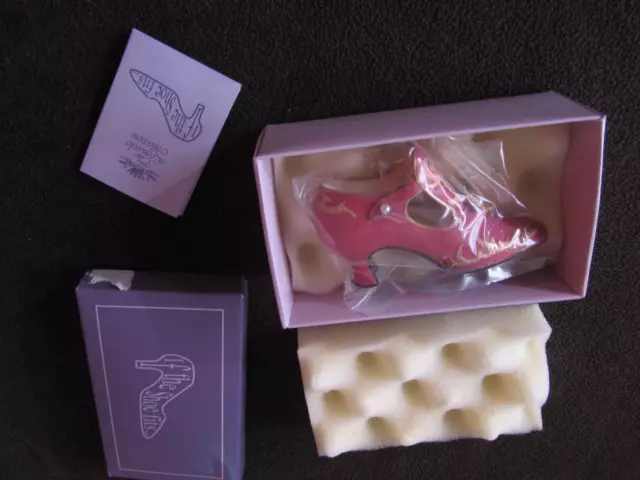 If The Shoe Fits LP9150 Miniature Shoe Leonardo Collection Boxed