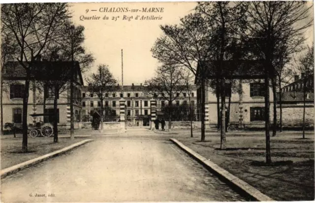 CPA CHALONS-sur-MARNE - Quartier du 25 Regt. d'Artillery (245312)