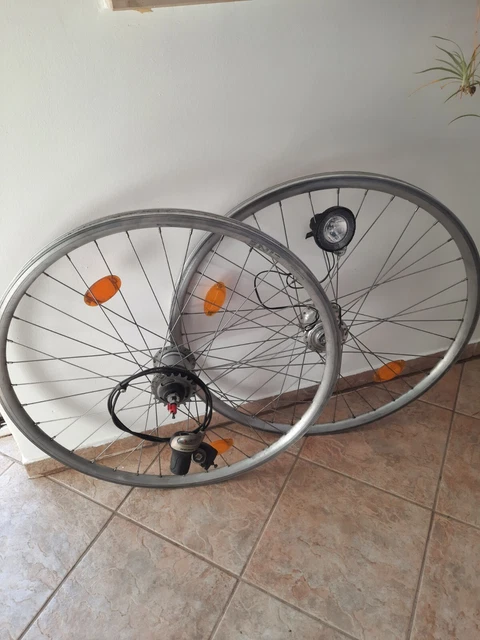 28 Zoll Fahrrad Laufradsatz / 7Gang Nabenschaltung/Nabendynamo/ Hohlkammerfelgen
