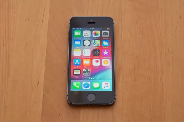 Apple iPhone 5s - 16GB - Space Grau (Ohne Simlock) A1457 (GSM)