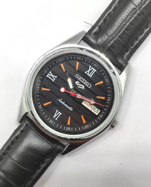 Seiko 5 Automatico Acciaio Argento Giorno/Data Vintage OROLOGIO DA POLSO DA UOMO