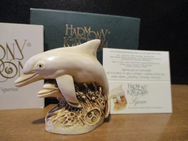 Harmony Kingdom Squee Dolphin NetsUKe Figurine UK Made