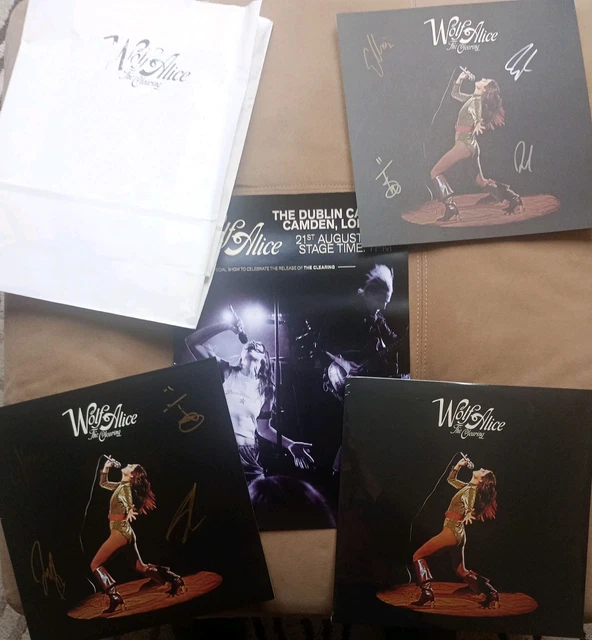WOLF ALICE THE Clearing LP PERSONALLY SIGNED Vinyl LP Autographed