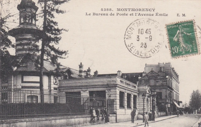 CPA 95 MONTMORENCY Le Bureau de Poste et l'Avenue Emile