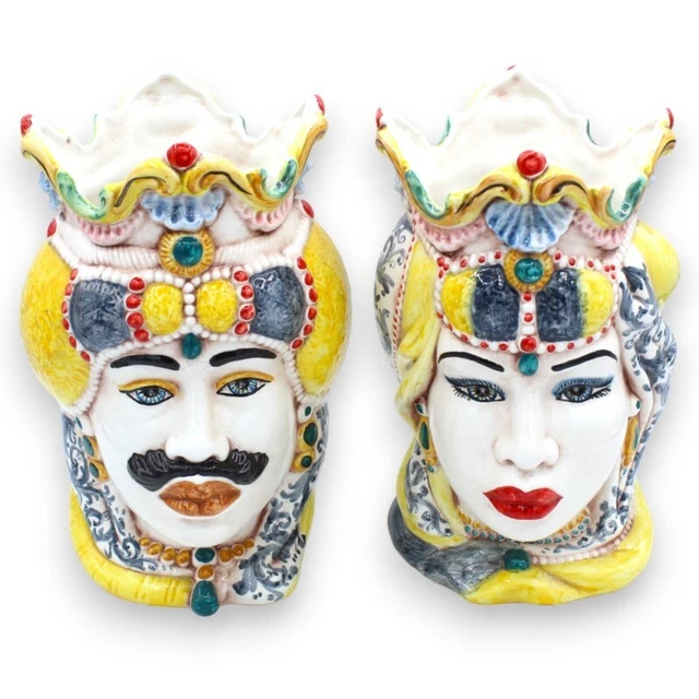 Coppia Teste di moro in ceramica Caltagirone - h 24 / 25 cm ca. con corona, turb